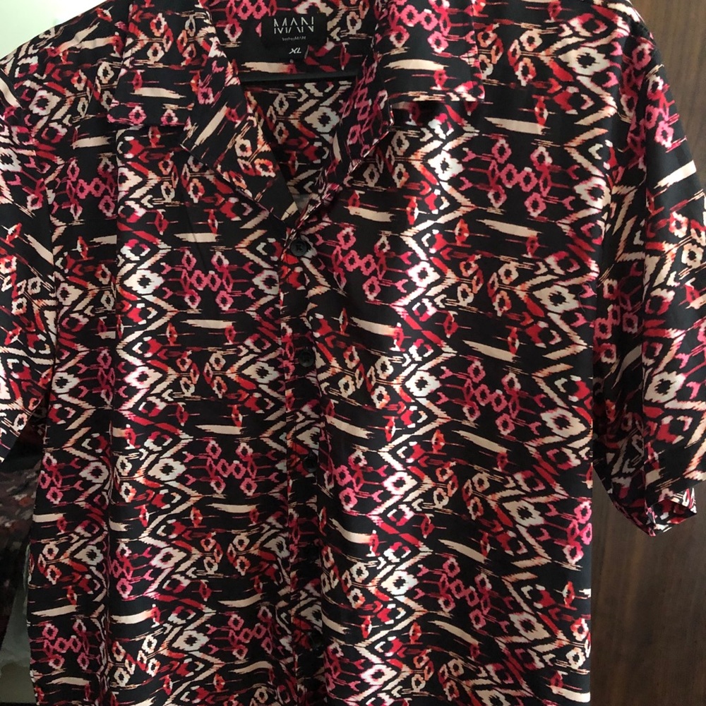 Short sleeve shirt